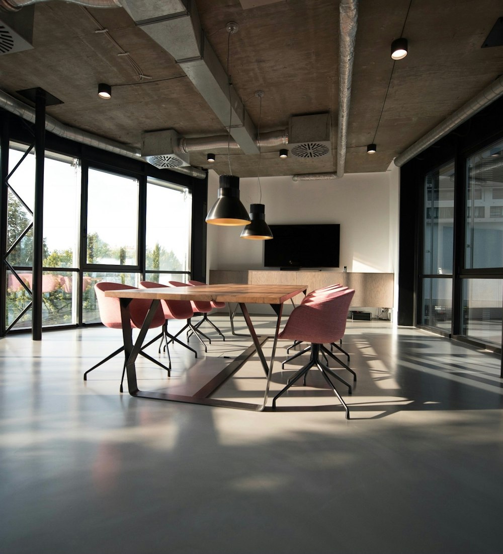 Interior refurbishment by UK24 Fitouts